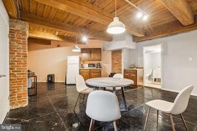 19 Cuthbert St unit B, Philadelphia, PA 19106 - photo 3