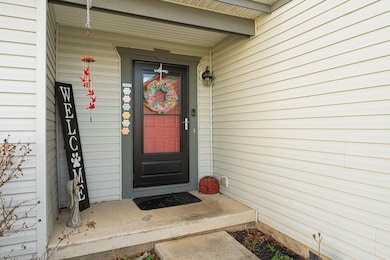 38-web-or-mls-Seth Sias - 46 River Ct-38