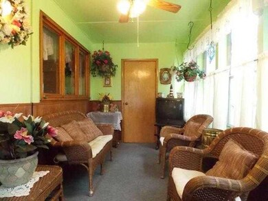 Porch - Enclosed
