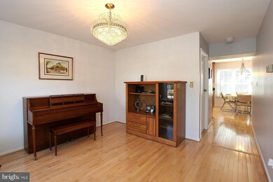 14708 Dunleith St, North Potomac, MD 20878 - photo 5