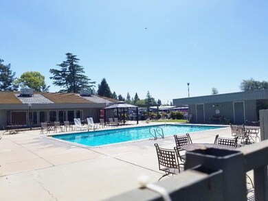 Community pool/spa/ clubhouse