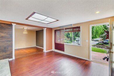 709 204th St SE, Bothell, WA 98012 - photo 3