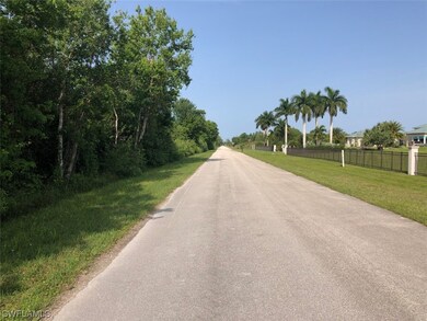 630 Shady Hollow Blvd W, Naples, FL 34120 - photo 7