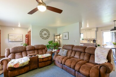 23 Edgemont Dr, Kimberling City, MO 65686 - photo 5