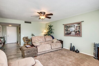 9601 W Briarwood Cir N, Sun City, AZ 85351 - photo 4