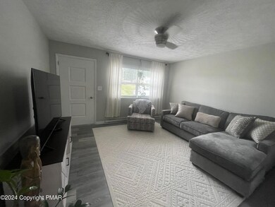 106 E Oak St, Pittston, PA 18640 - photo 6