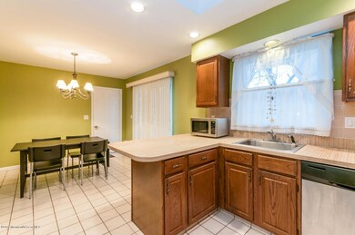 355 Long Branch Ave Long-large-013-18-Ki