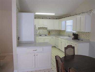 430 Windsor Ct, Macon, GA 31216 - photo 7