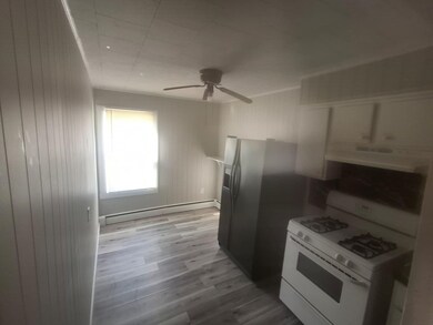 19 Manning St unit 1, Fall River, MA 02723 - photo 2