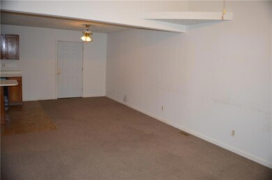 2177 Galaxy Dr, Franklin, IN 46131 - photo 2