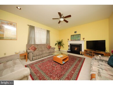 3 Amber Cir, Norristown, PA 19401 - photo 4