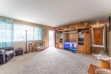 742 W 200 N, Blackfoot, ID 83221 - photo 3