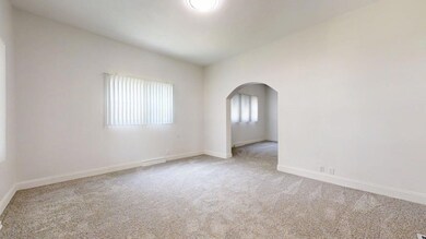 418 S Main St, Rankin, IL 60960 - photo 4