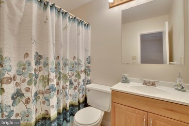 1544 Marlborough Ct, Crofton, MD 21114 - photo 4