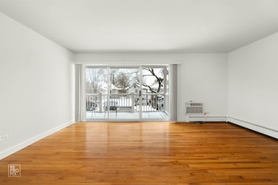 81 6th Ave unit 202, La Grange, IL 60525 - photo 4