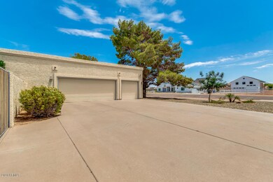 3 car garage