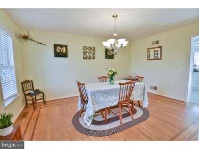 186 Hill School Rd, Douglassville, PA 19518 - photo 5