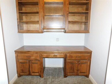 1100 Kelsi Dr, Moore, OK 73160 - photo 5