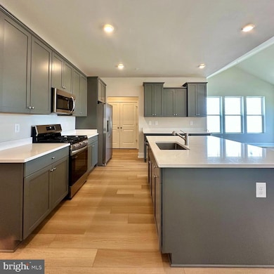 10308 Sequoia Way, White Plains, MD 20695 - photo 5