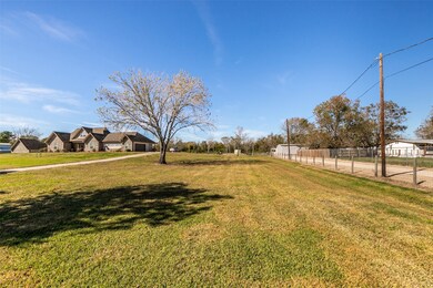 2500 County Road 172, Alvin, TX 77511 - photo 4