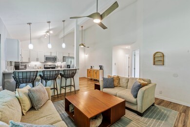 15 Kulanihakoi St unit 12E, Kihei, HI 96753 - photo 6