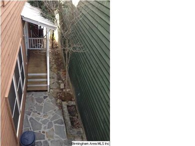 Cool side courtyard with flagstone