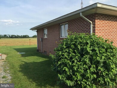 4266 Parnell Dr, Mercersburg, PA 17236 - photo 4