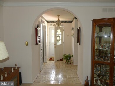 225 Bond Ave, Reisterstown, MD 21136 - photo 3