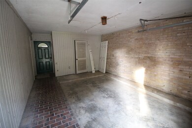 2223 Par Ln, Richmond, TX 77469 - photo 4