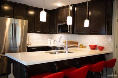 2202 Robin Ln, Mission, TX 78572 - photo 3