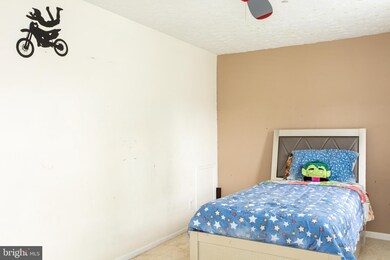 2 James Cubberly Ct, Trenton, NJ 08610 - photo 7