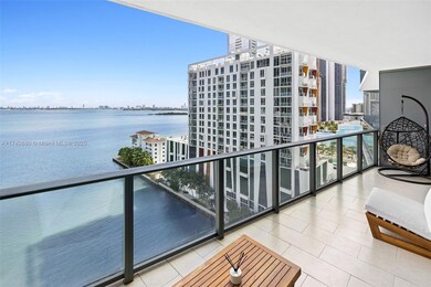 Icon Bay unit 1404, Miami, FL 33137 - photo 2