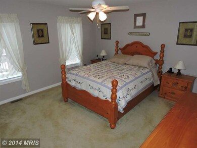 1433 Breakeven Ln, Berkeley Springs, WV 25411 - photo 6