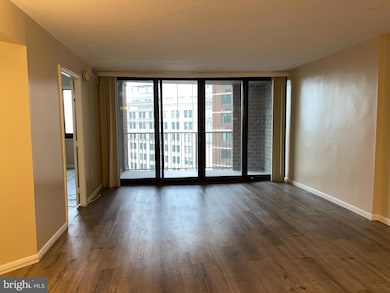 Academy House unit 26D, Philadelphia, PA 19102 - photo 2