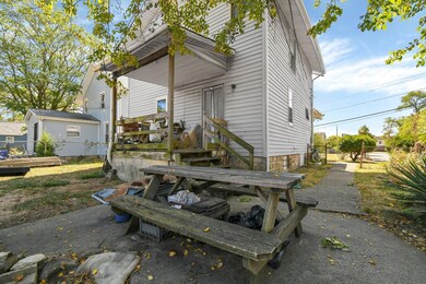 9-web-or-mls-1066-e-12th-ave
