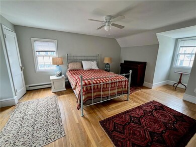 28 Whitwell Ave, Newport, RI 02840 - photo 2