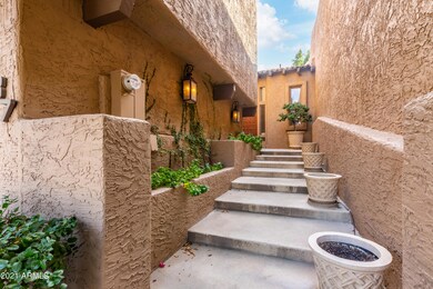 4434 E Camelback Rd unit 137, Phoenix, AZ 85018 - photo 2