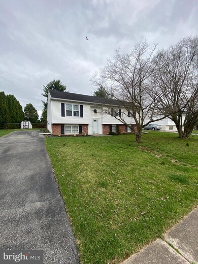 404 Farmhouse Rd, Downingtown, PA 19335 - photo 2
