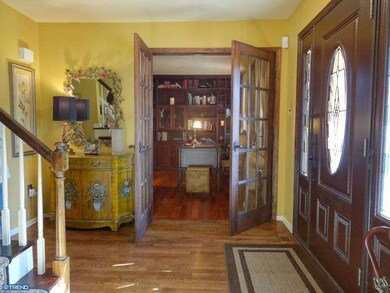 16 Katie Dr, Langhorne, PA 19047 - photo 2