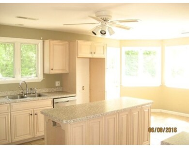 8 Ivy Meadows Ln, Westport, MA 02790 - photo 6