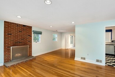 16 Cayuga Dr, Hudson, MA 01749 - photo 6