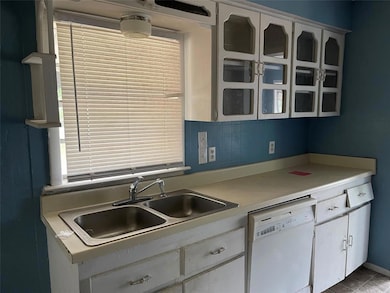 4716 Albatross Dr, Granbury, TX 76049 - photo 5