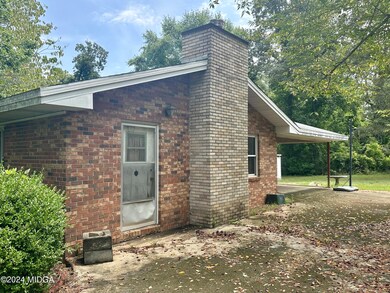 210 Webb street side view of house