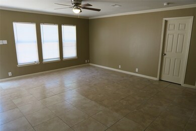 6806 Covington Dr, Houston, TX 77091 - photo 4