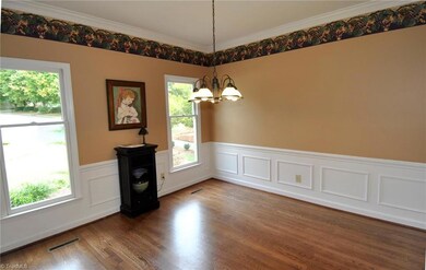 Dining Room - ready for your furniture!