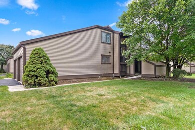 873 Westbury Ln S unit 9D, Columbus, OH 43228 - photo 3