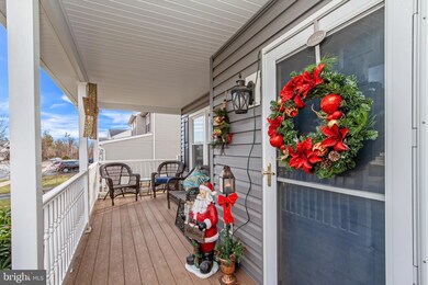 609 Cinnamon Tree Ct, Catonsville, MD 21228 - photo 5