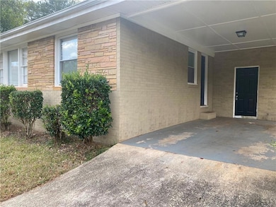 2493 Miriam Ln, Decatur, GA 30032 - photo 2