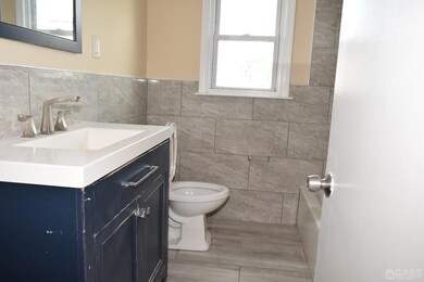 45 Christopher St unit 47, Carteret, NJ 07008 - photo 7