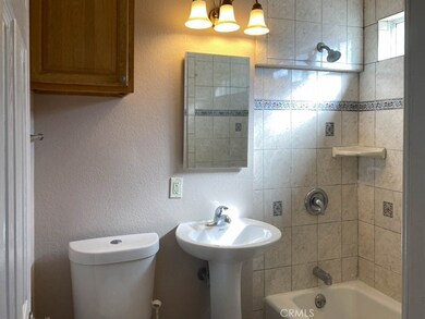 1428 E 59th St, Long Beach, CA 90805 - photo 5